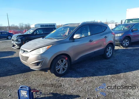 2010 Hyundai Tucson Gls from USA, damaged, VIN KM8JU3AC7AU093155